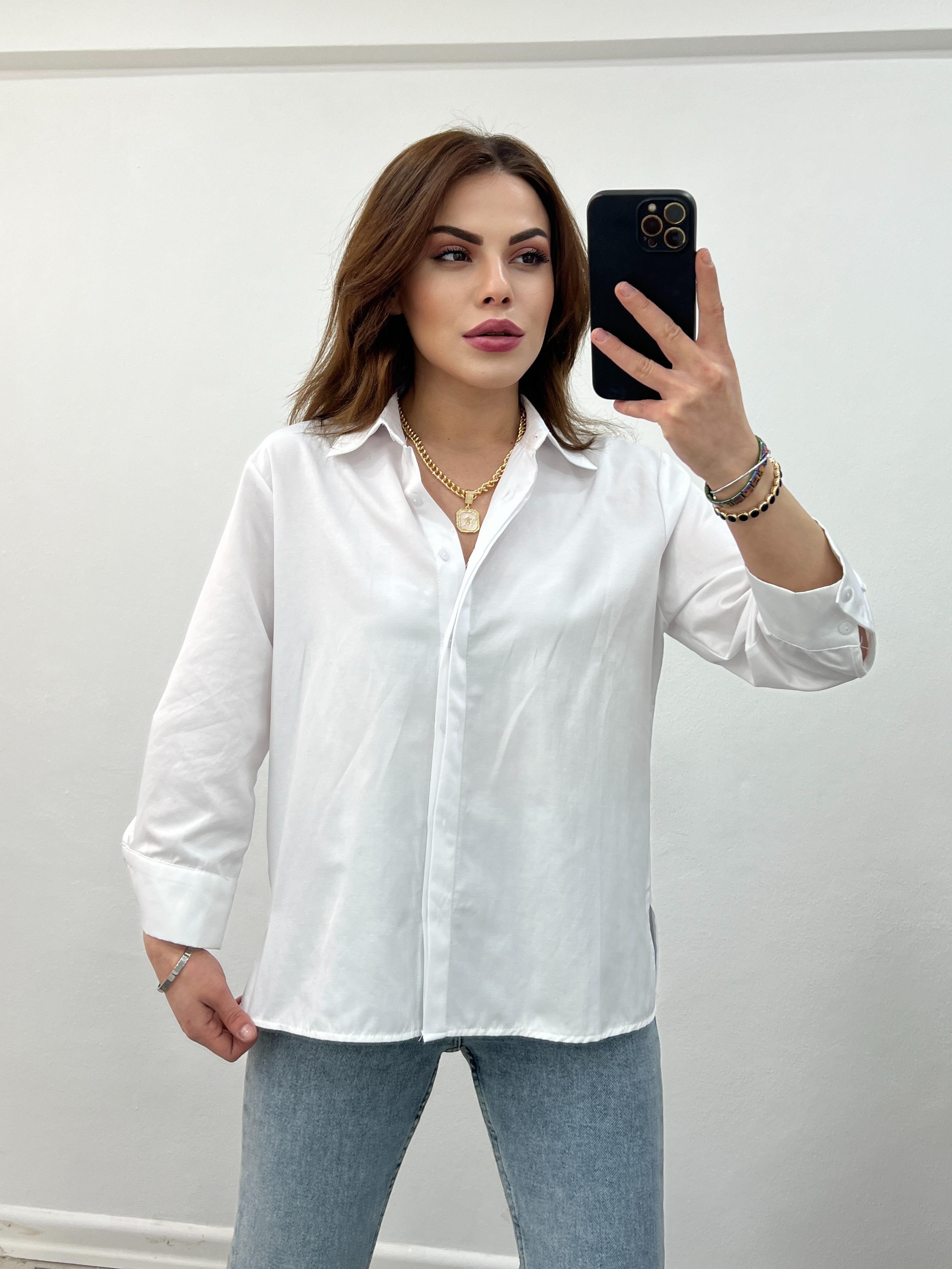 KLASİK BEYAZ POPLİN GÖMLEK