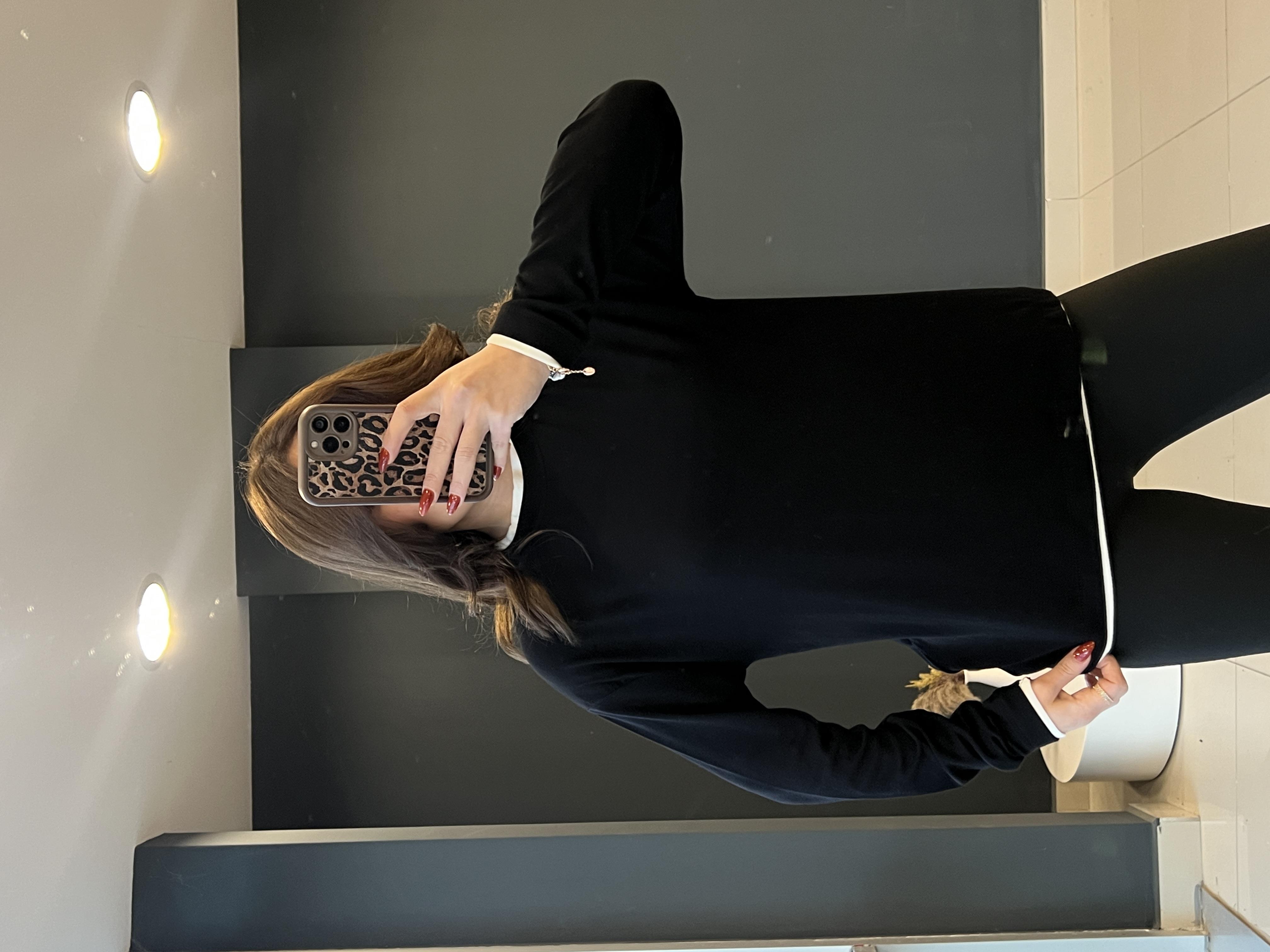 MASSİ SİYAH CİFT KATLI %100 PAMUK YUMUŞAK LİKRALI BLUZ