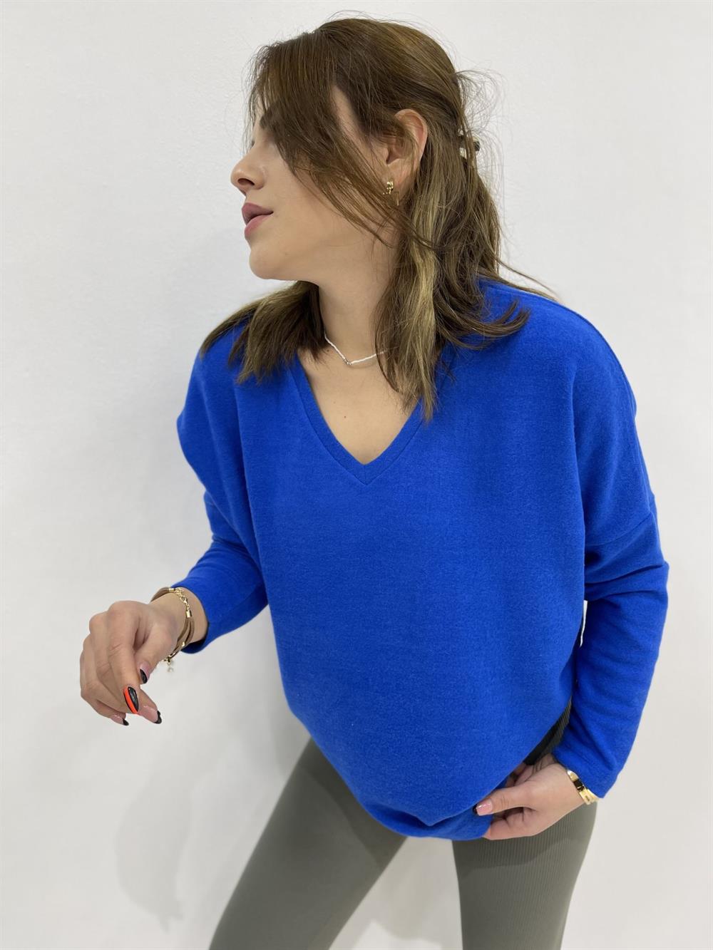 MAVİ V YAKA KISIK TRİKO