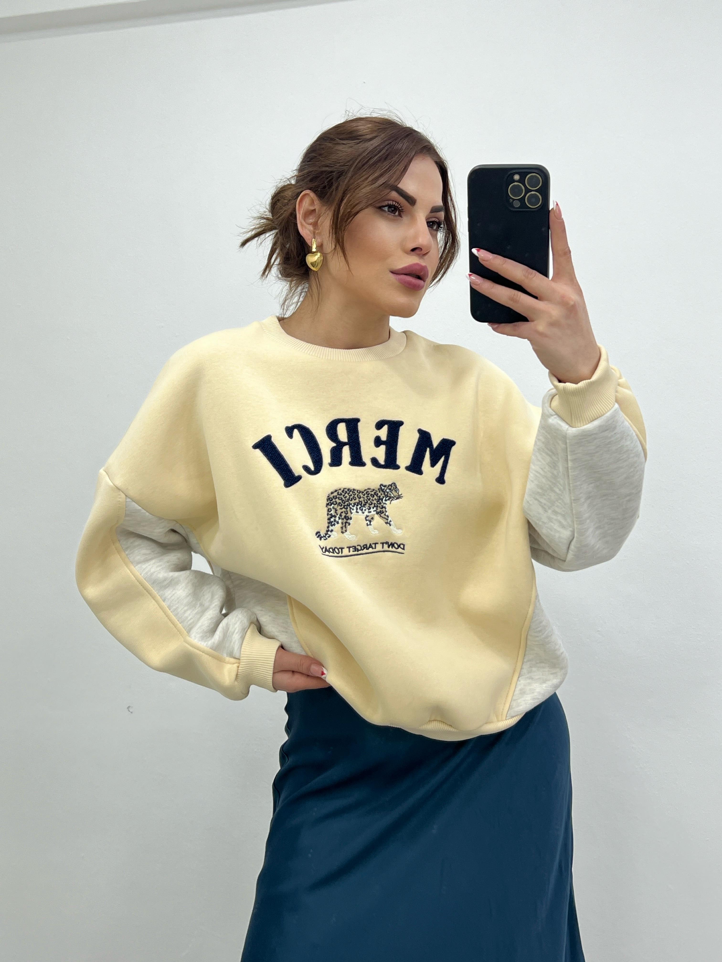 MERCİ YAZILI SWEAT