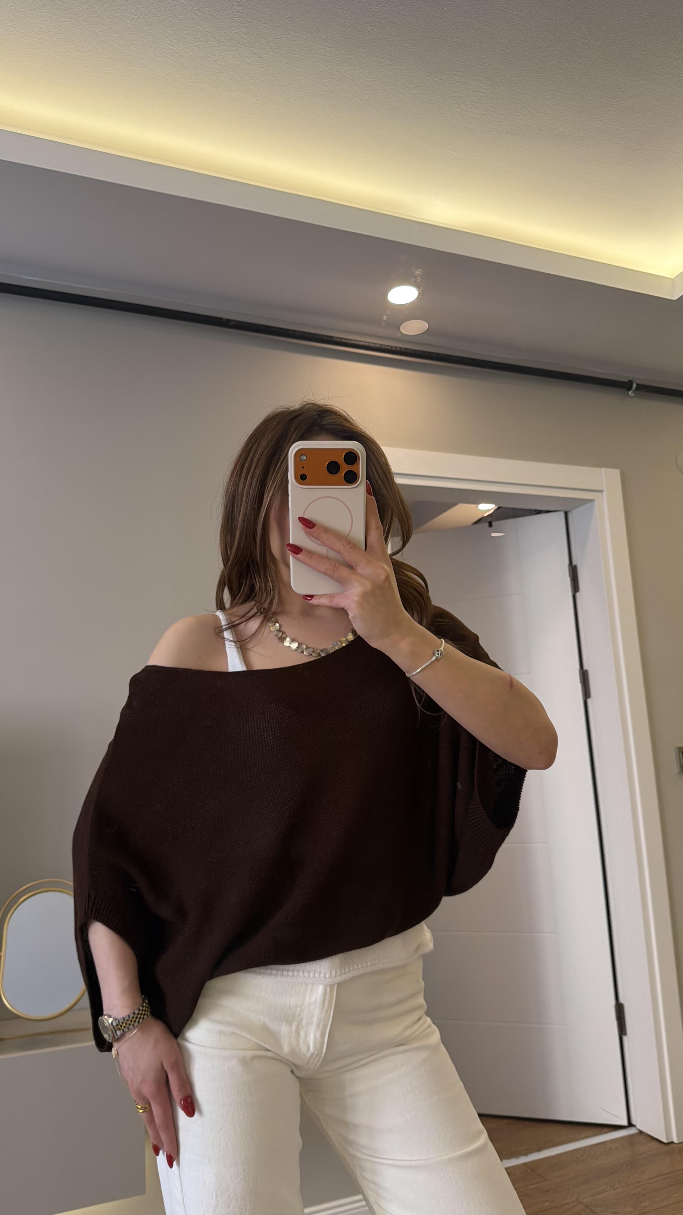 Mevsiimlik Atletli Merserize Bluz Kahve