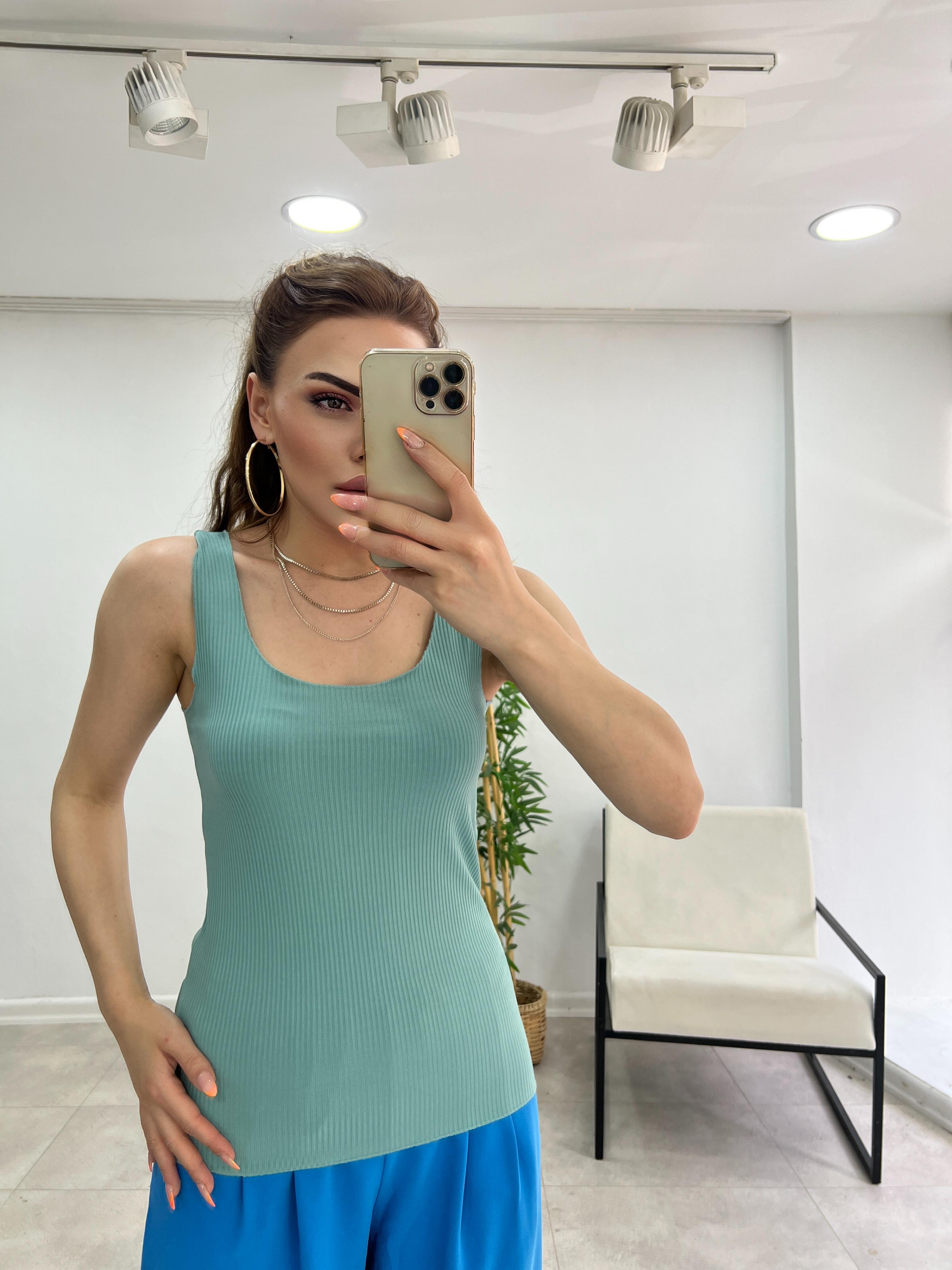 MİNT YEŞİLİ KARE YAKA FİTİLLİ ATLET 