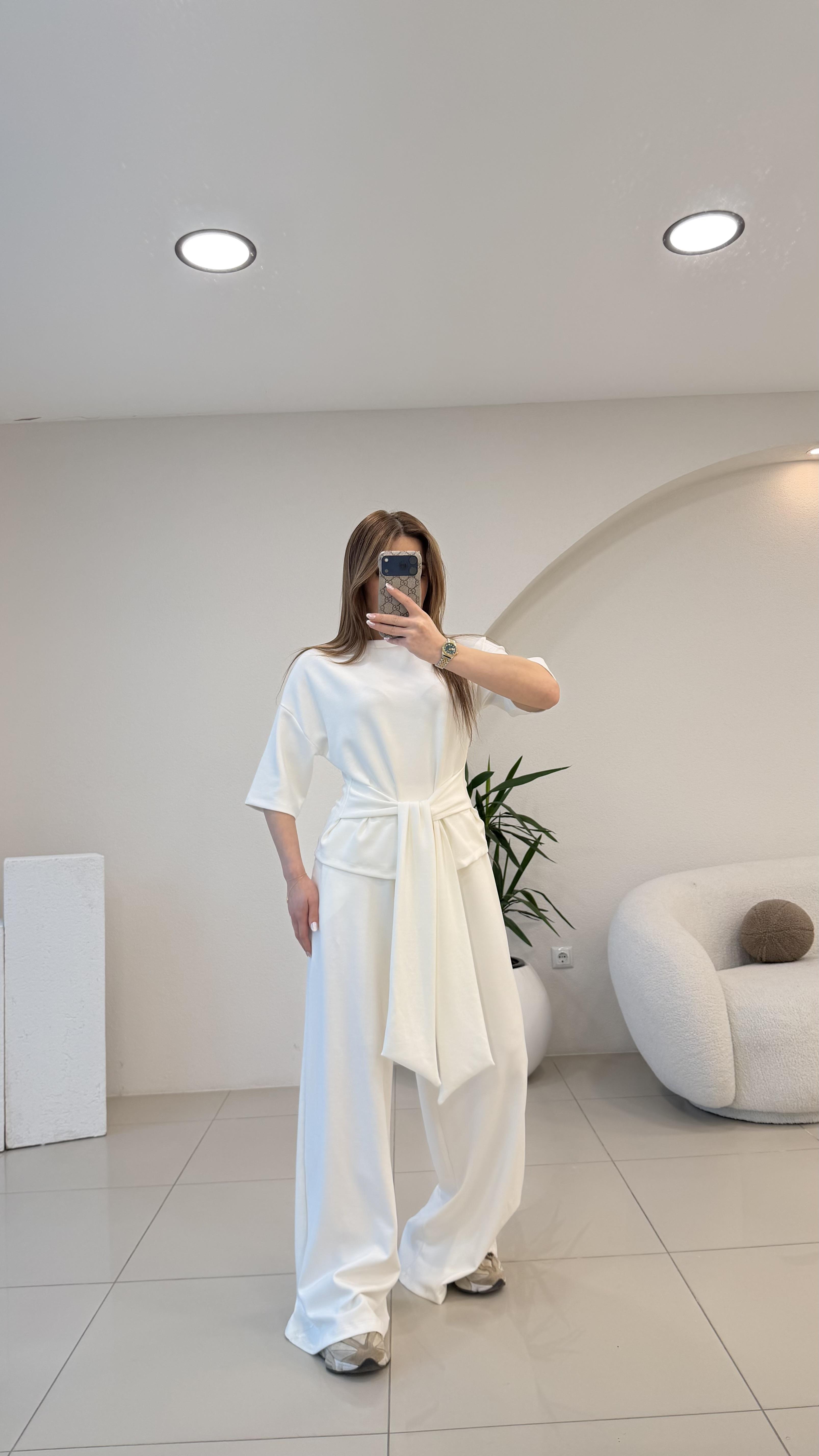 ÖNDEN BAĞLAMALI TAKIM BEYAZ