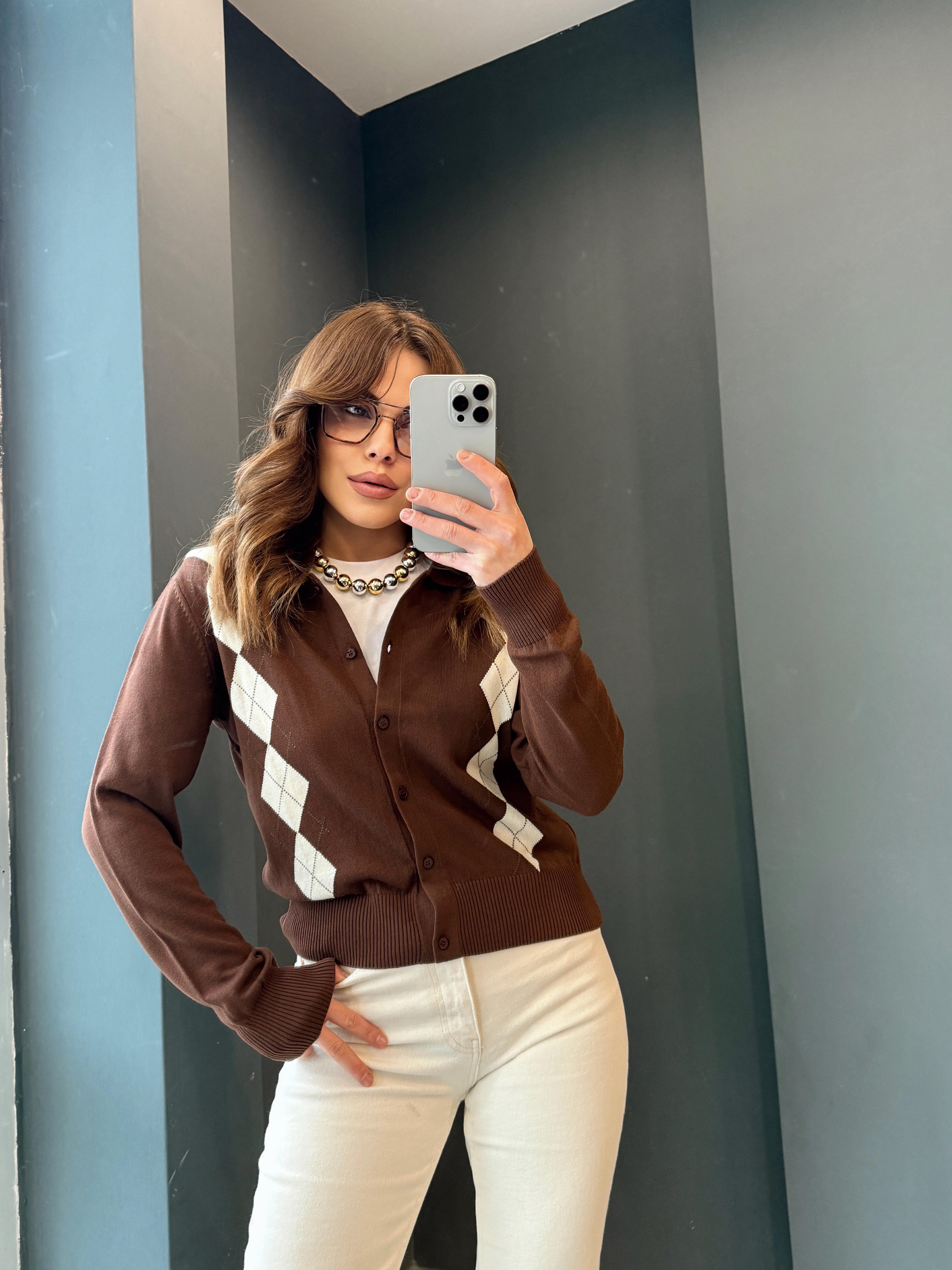 ORJİNAL MARKA BAKLAVA DESENLİ HIRKA KAHVE