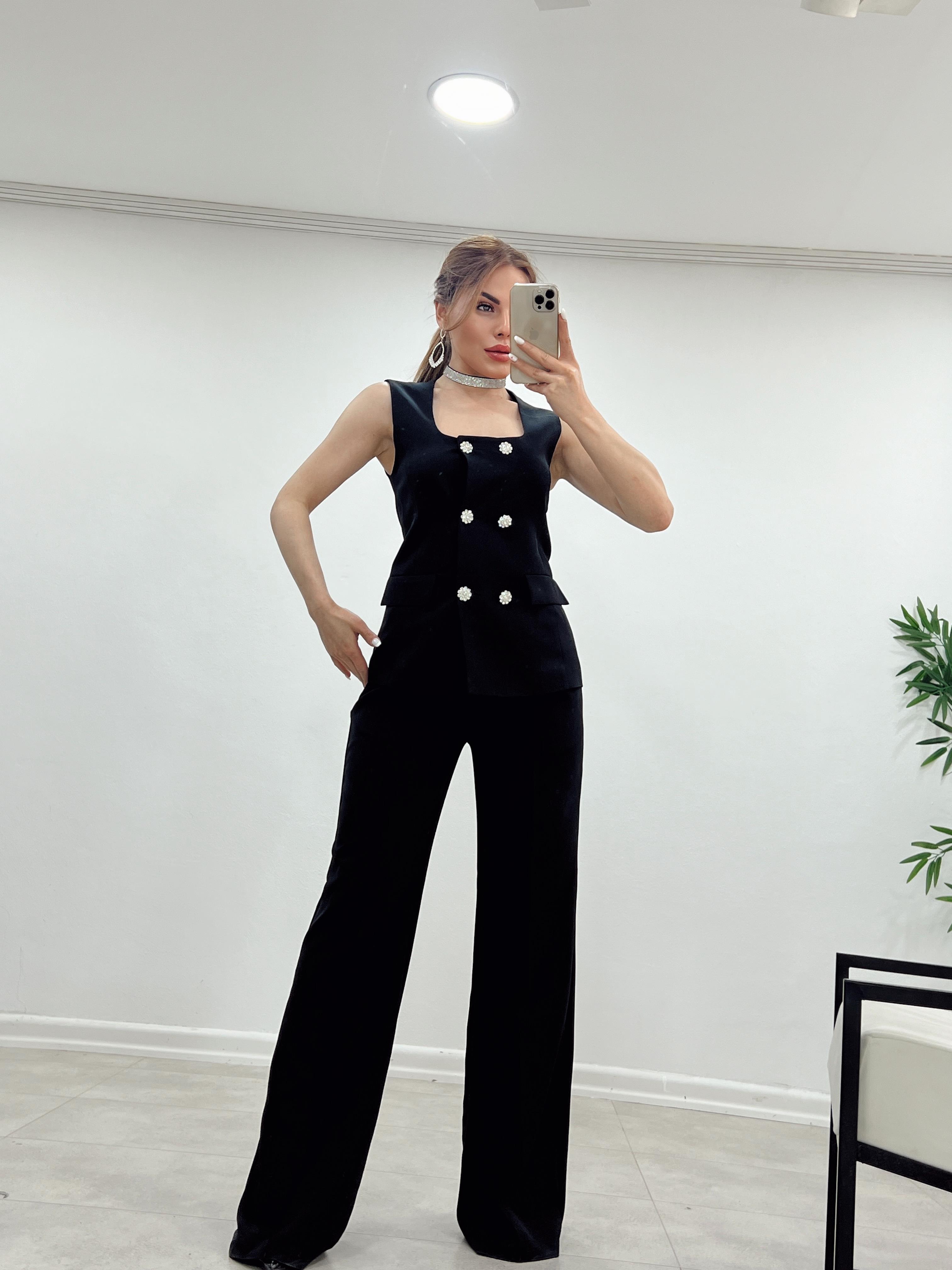 SİYAH YELEKLİ İKİLİ TAKIM