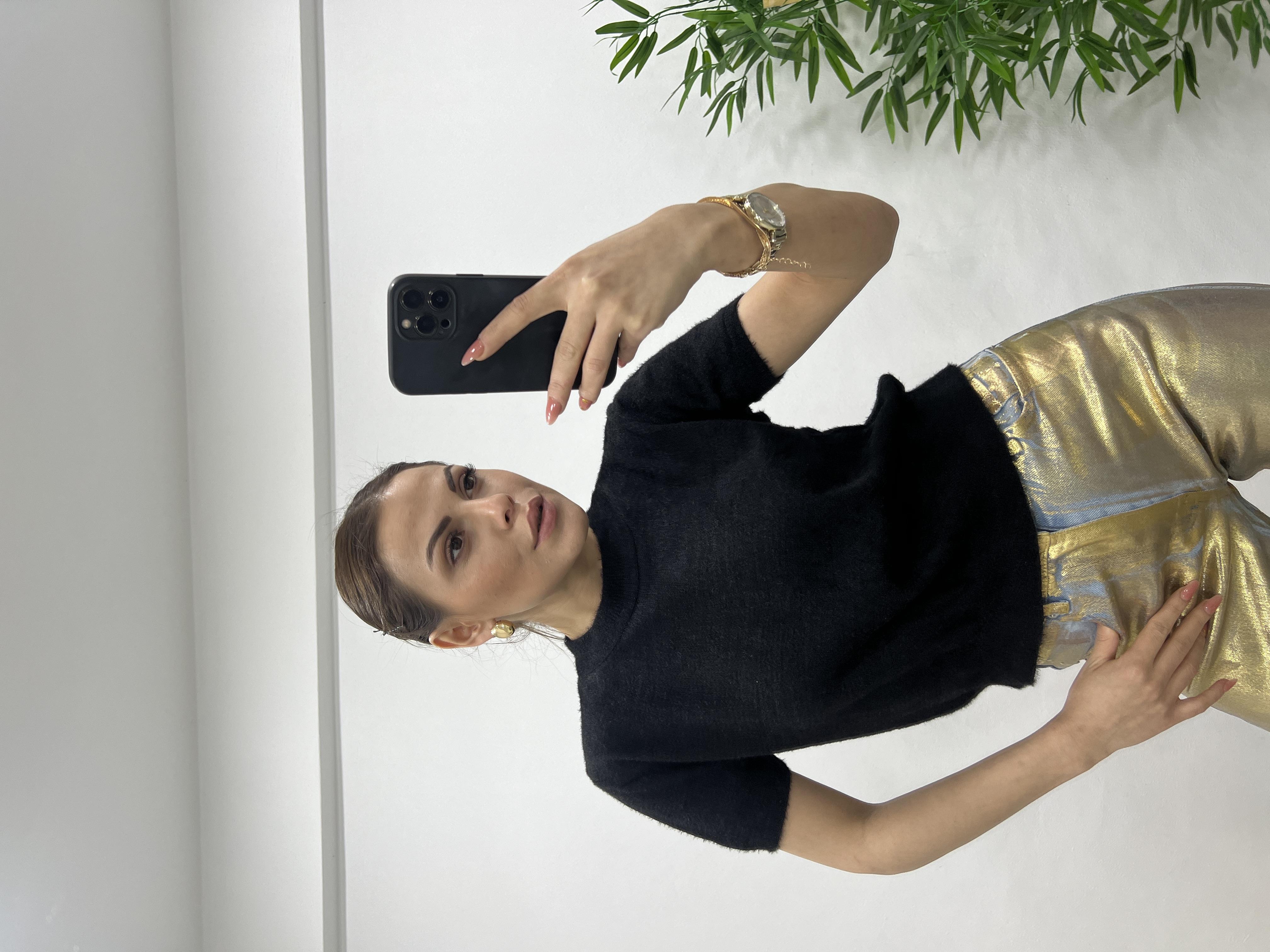 SİYAH YUMOŞ TRİKO