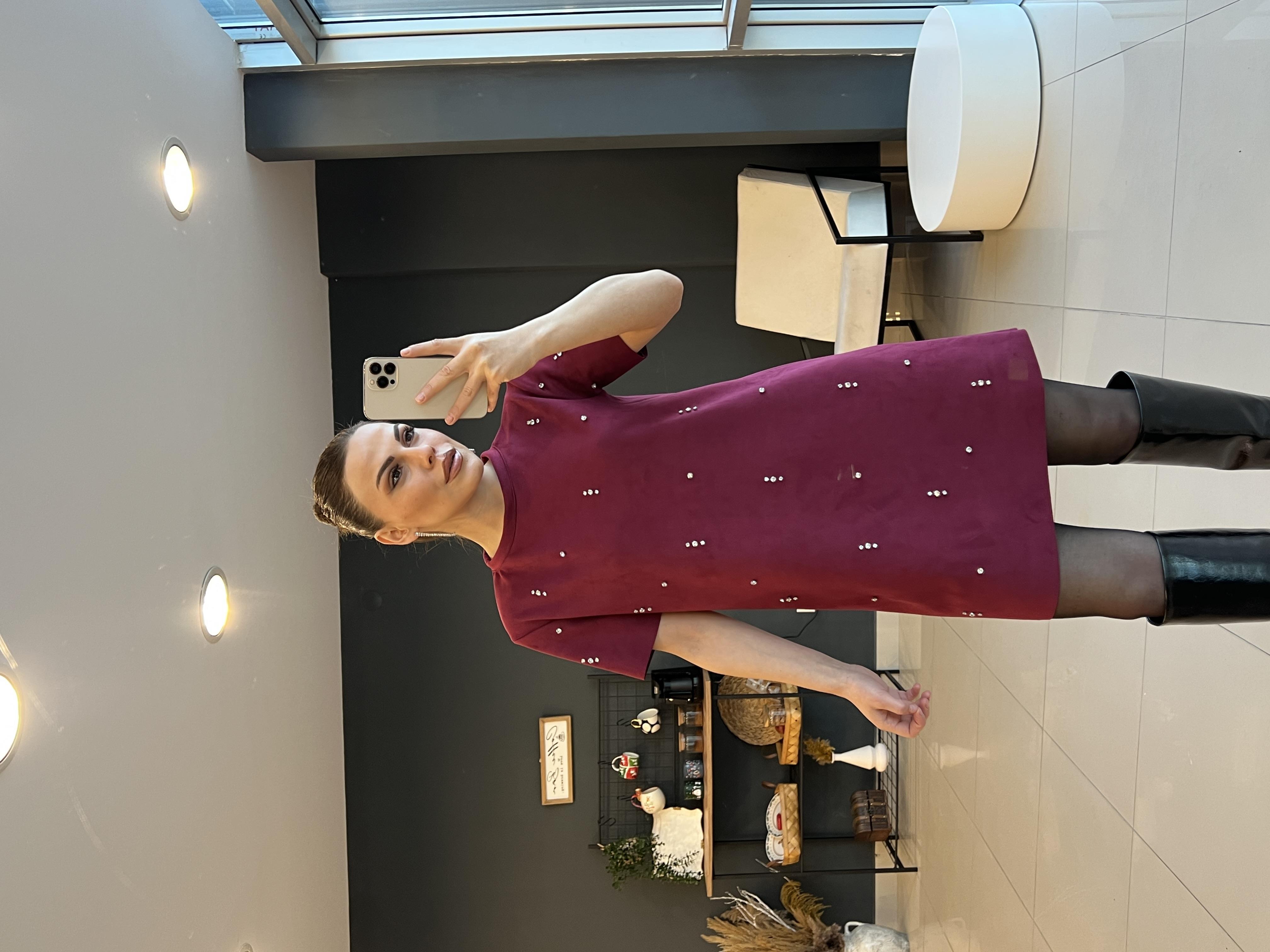 SÜET ÇAKIM TAŞLI ELBİSE BORDO