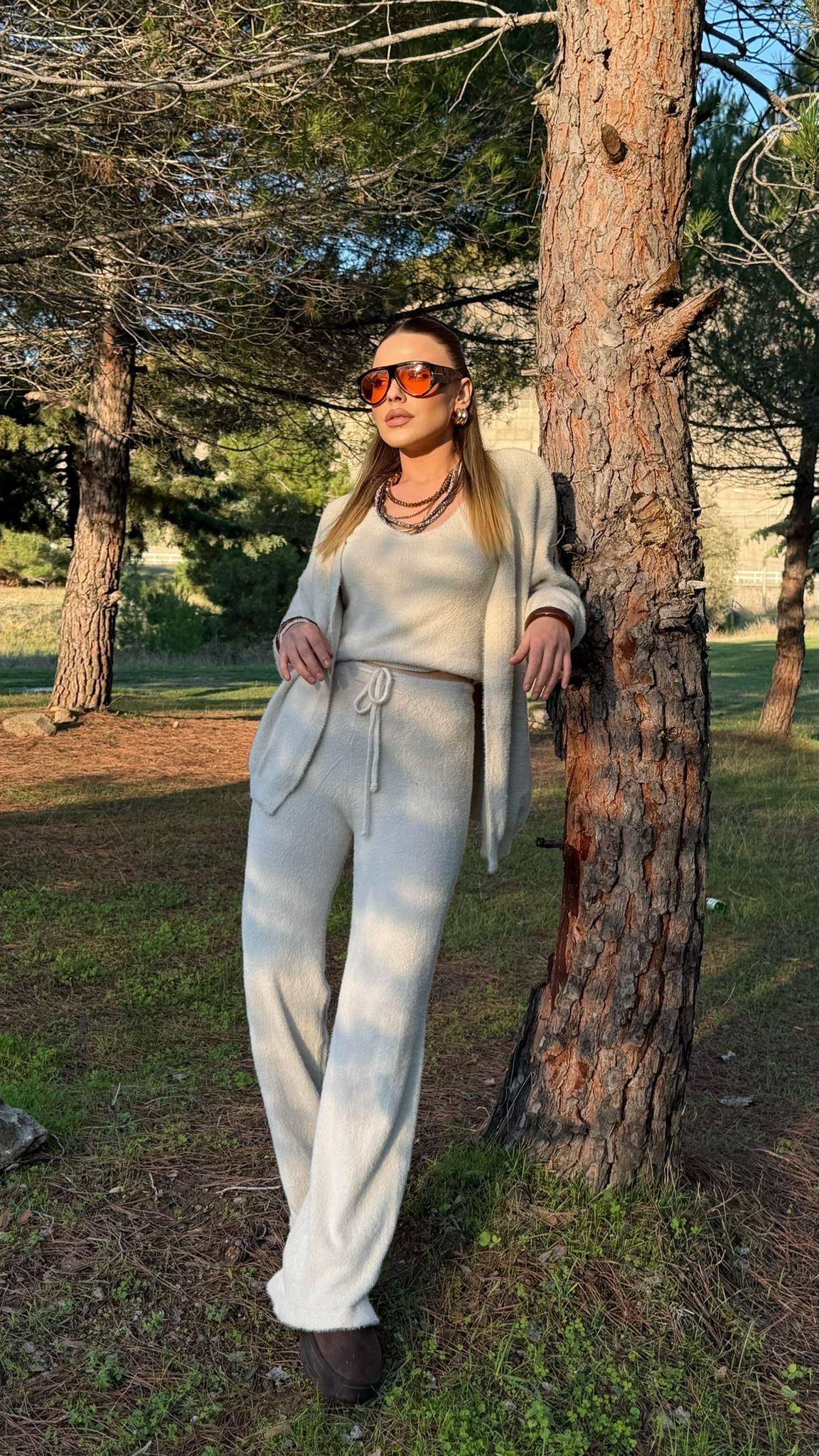 TASARIM 3'LÜ YUMOŞ TAKIM TAŞ