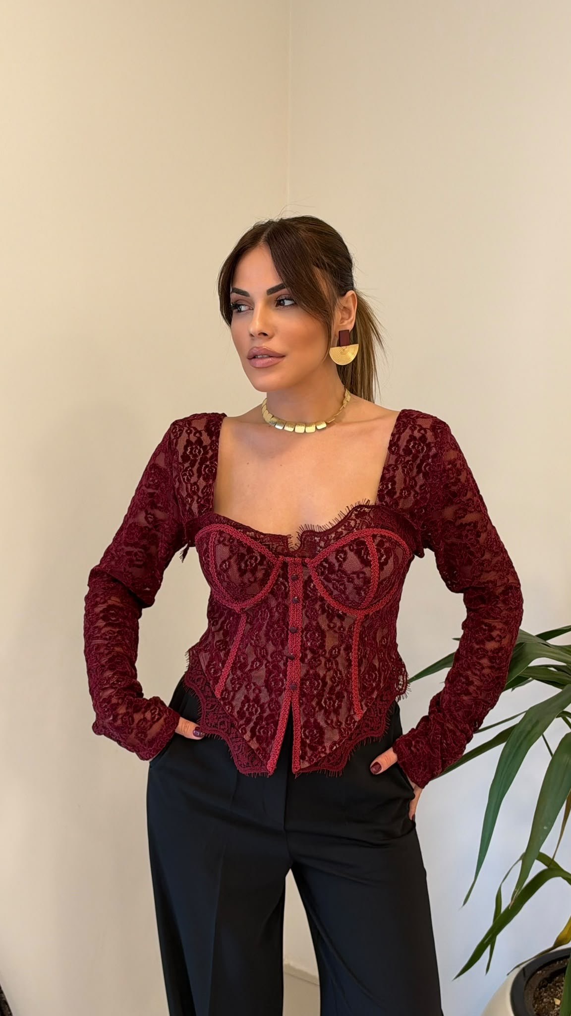 Tasarım Kare Yaka Dantelli Kadife Dokulu Büstiyer Bluz Bordo