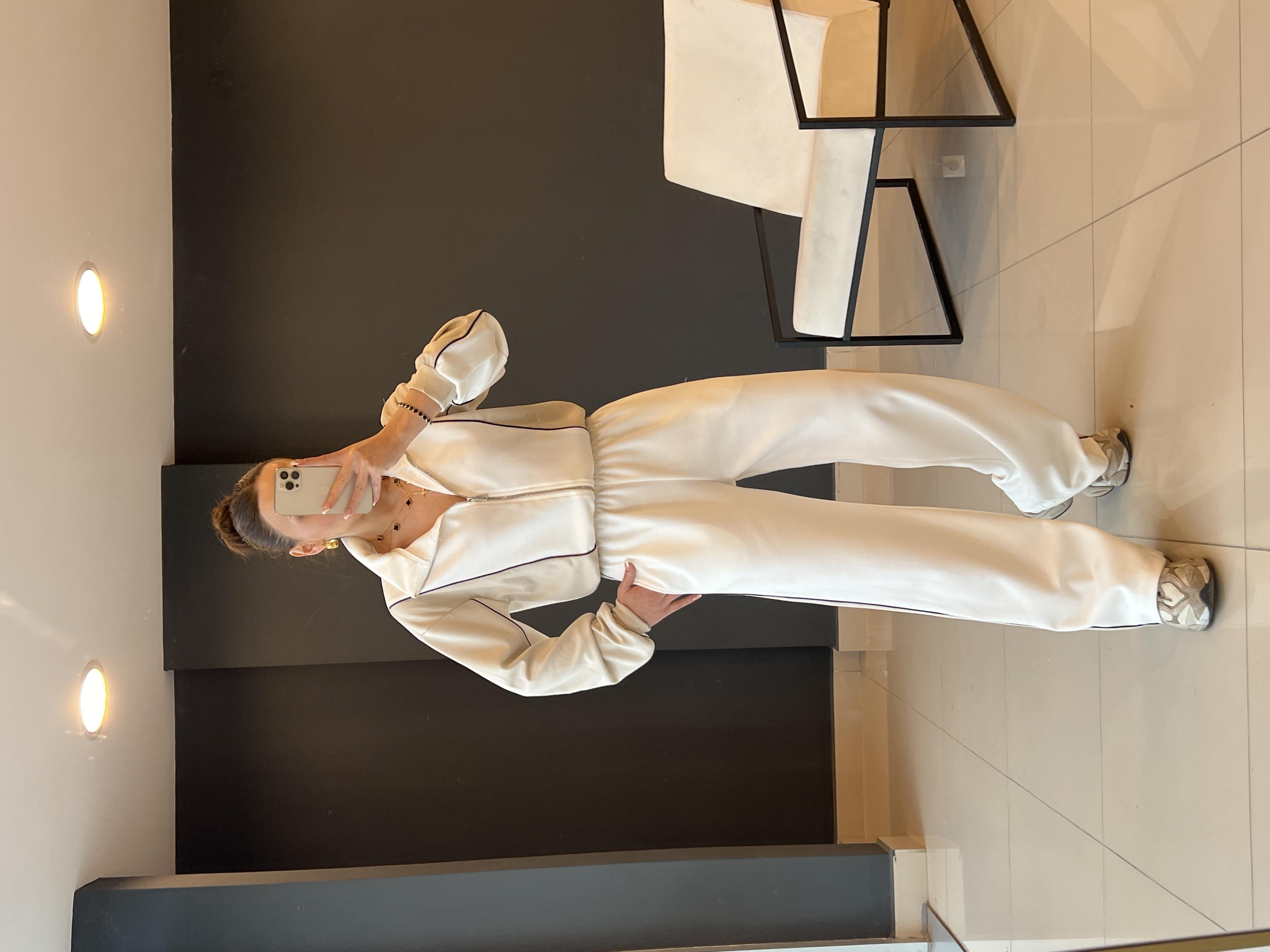 TASARIM MODAL EŞOFMAN TAKIMI EKRU 