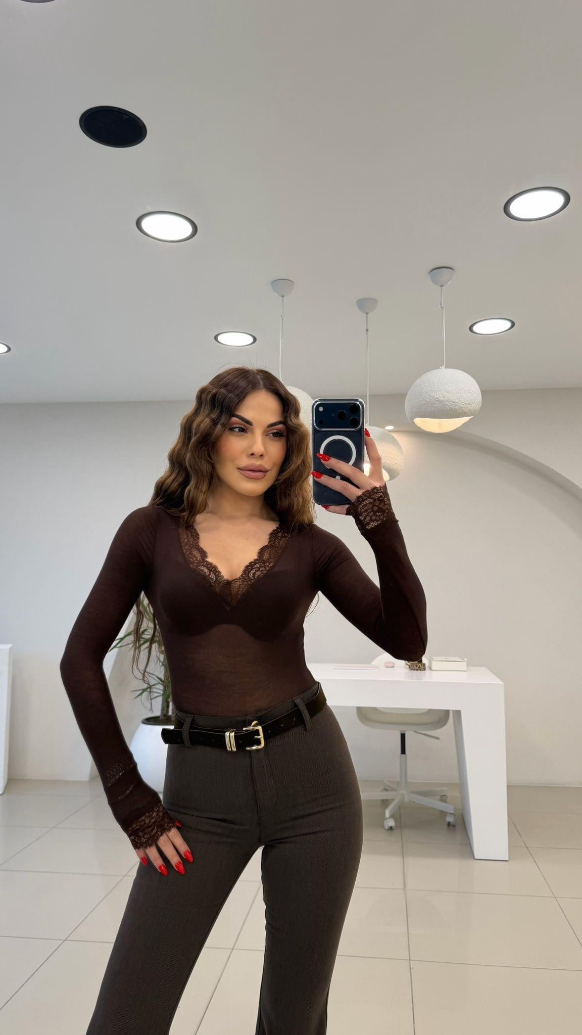 TRANSPARAN DANTELLİ V  YAKA BLUZ KAHVE