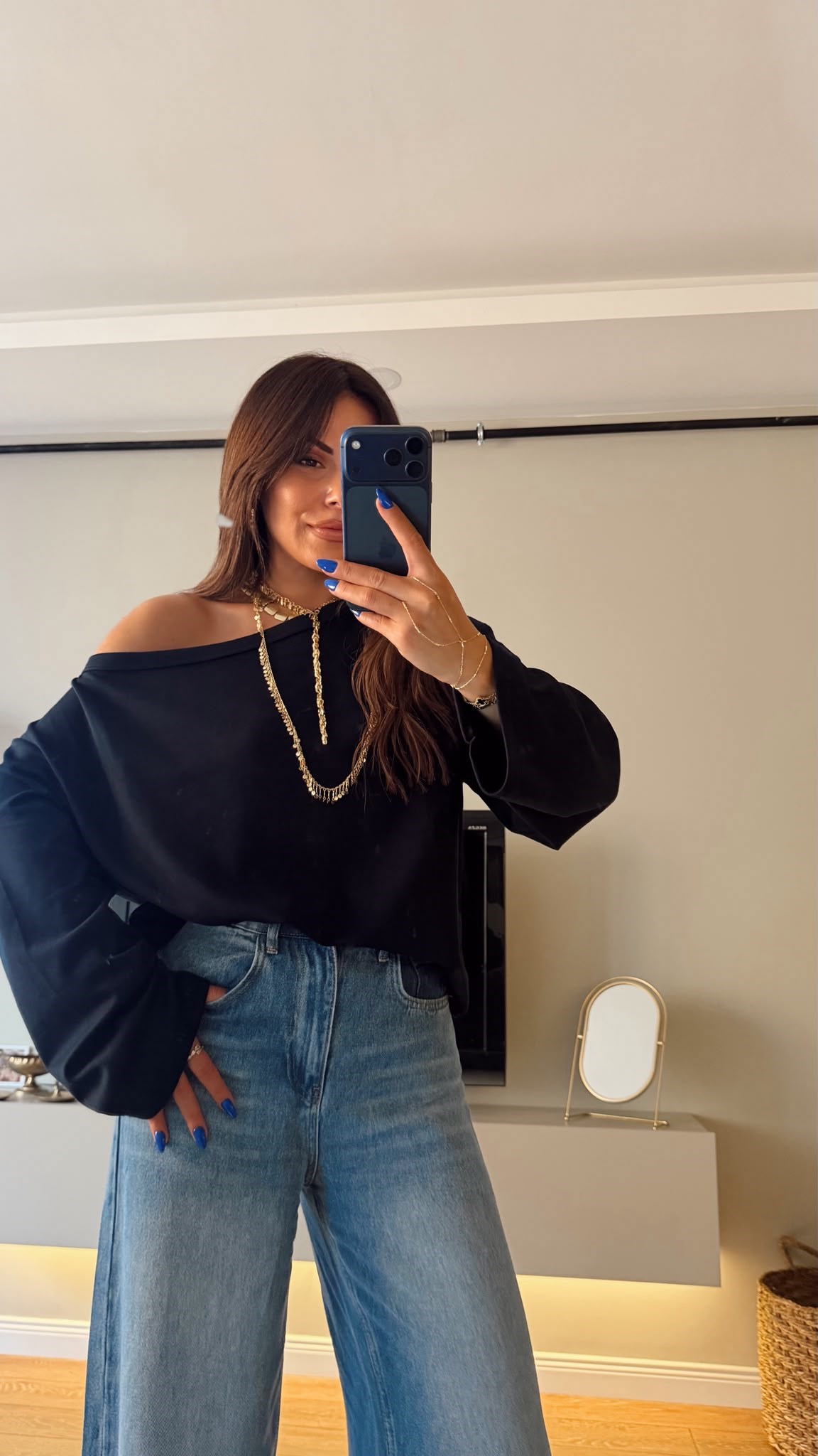 Uzun Kol Kayık Yaka Oversize Tshırt Lacivert