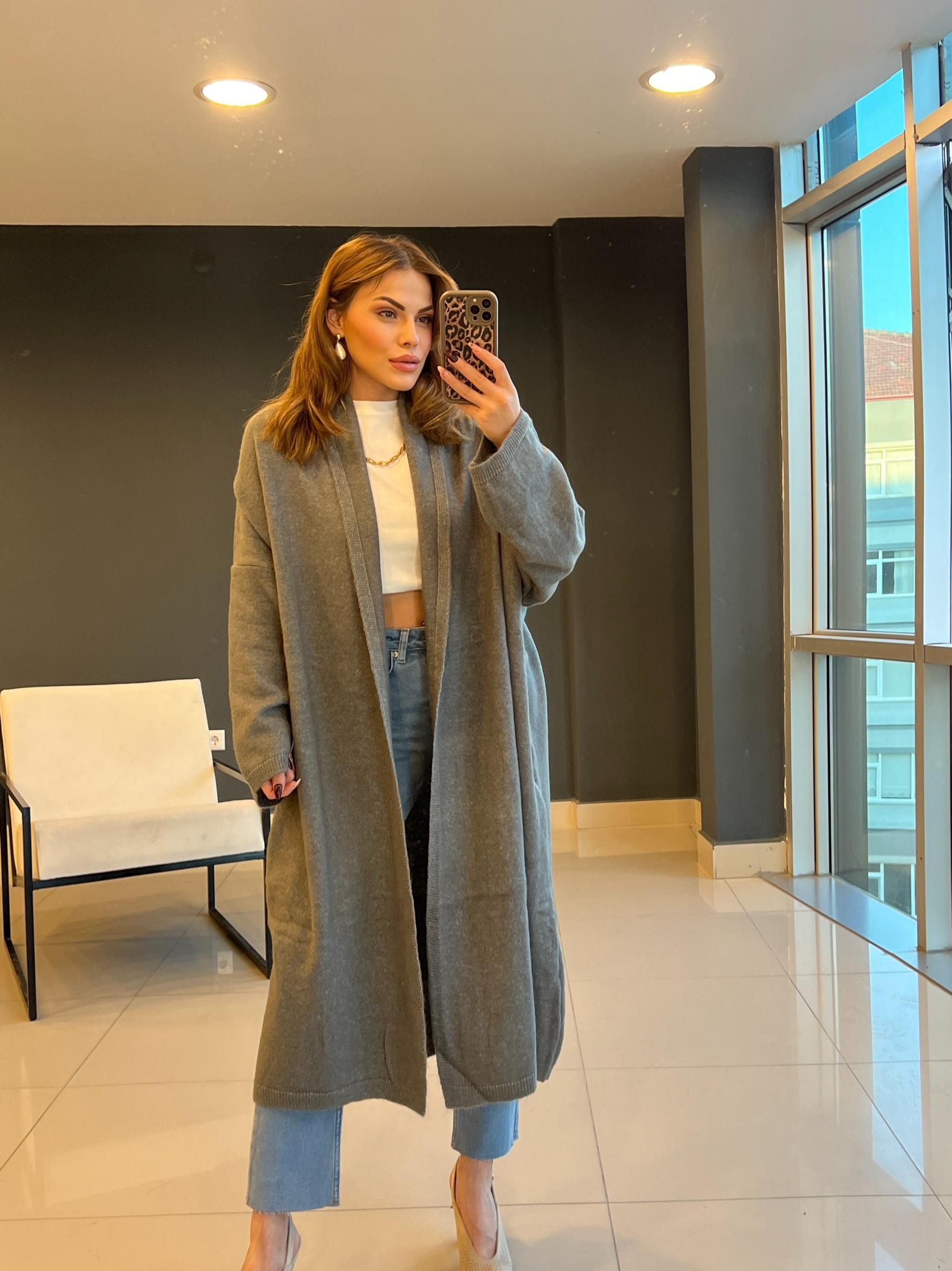 YAKALI ANTRASİT UZUN HIRKA