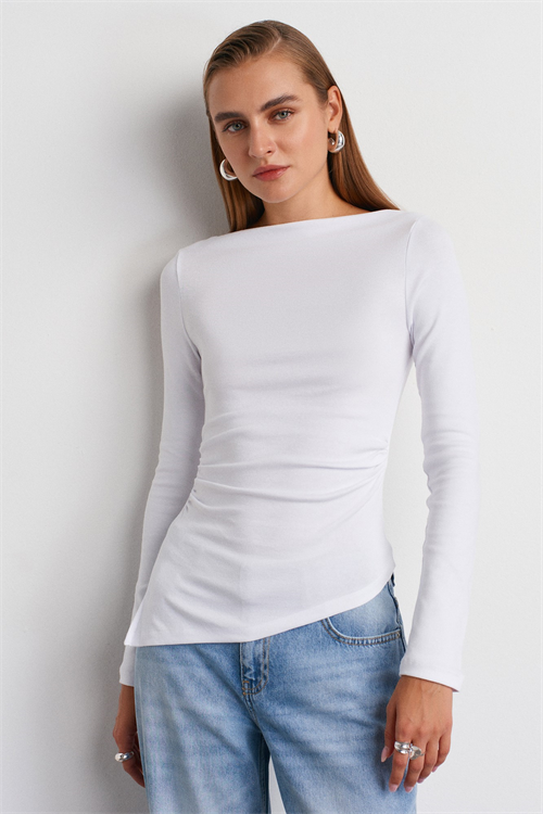  Wholesale Womens White Boat Neck Gathered Top