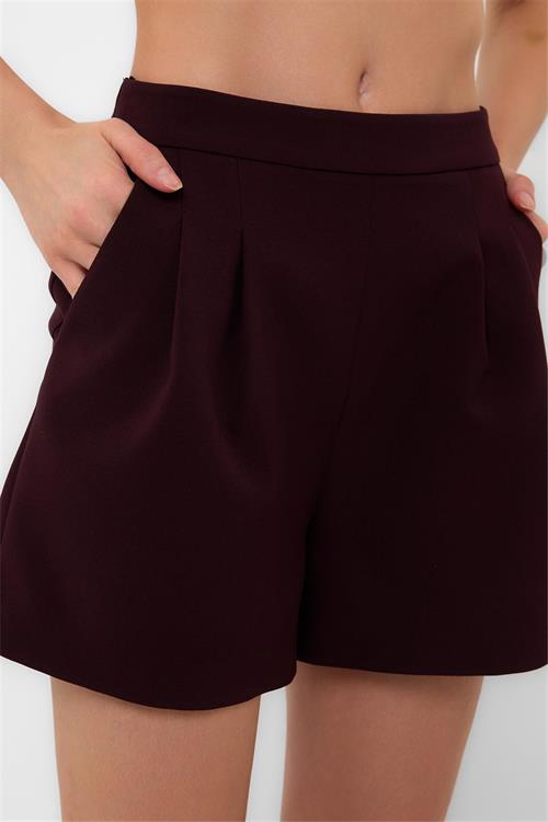 Wholesale Shorts With Pleats And Elastic Waistband At Book