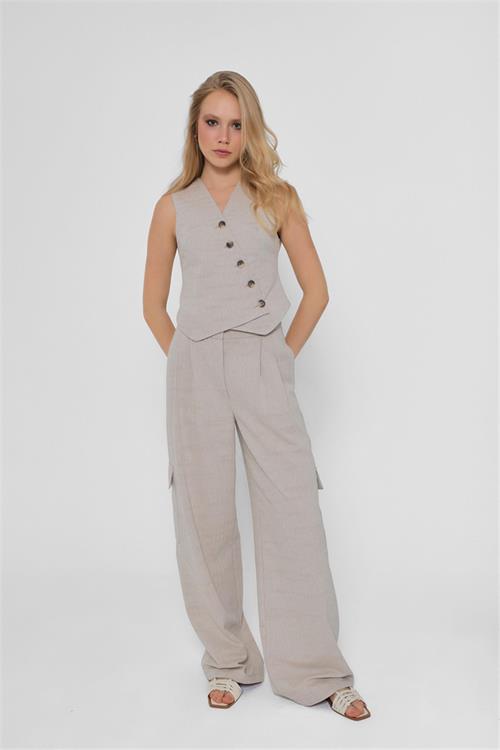 031093 FULL LENGTH STRAIGHT PANTS WITH CARGO POCKETS