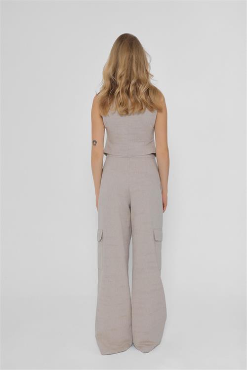 031093 FULL LENGTH STRAIGHT PANTS WITH CARGO POCKETS