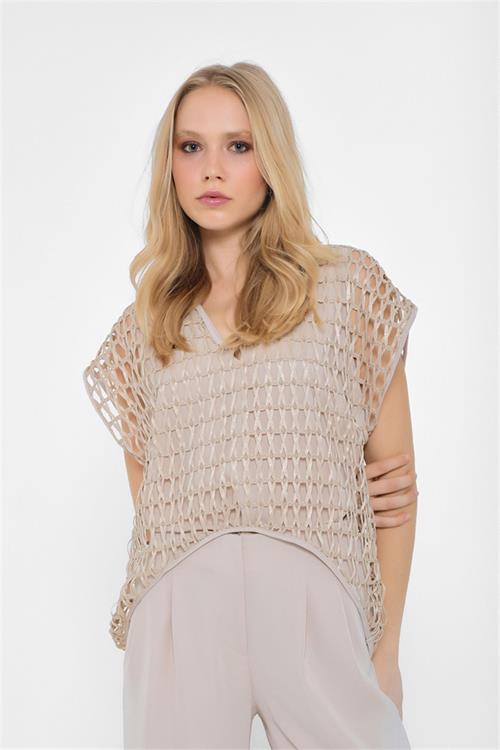 Bg Sleeveless Croched Blouse