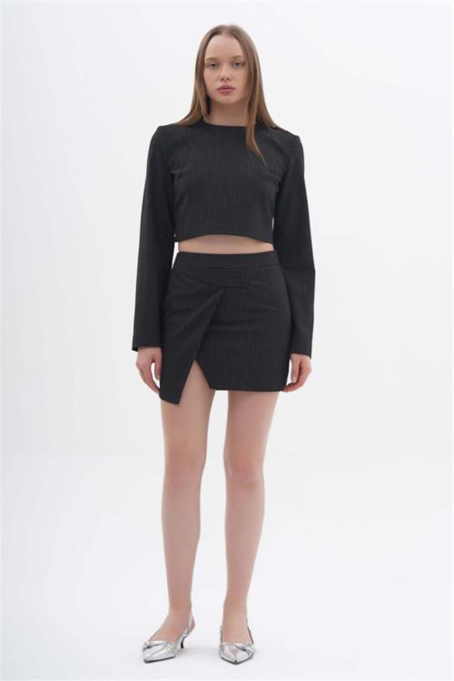 Wholesale Long Sleeve Blouse With Back Detail