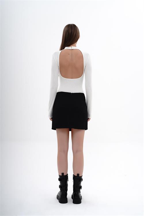Long Sleeve Rib Body With Back Decollete