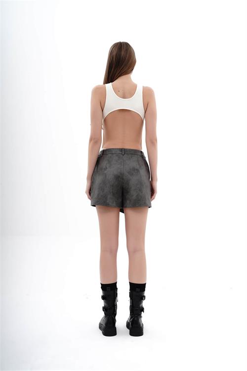 Sleeveless Body With Back Decollete