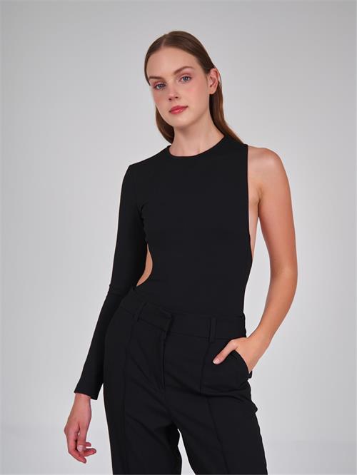 One Arm Body With Back Decollete