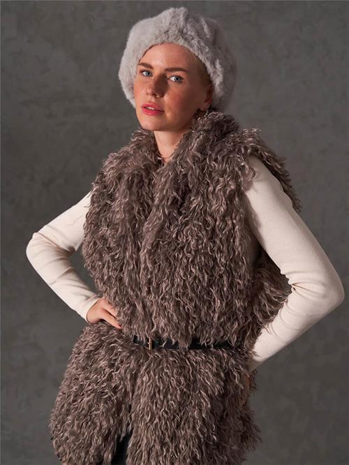 120553 Kolsuz Kürk Yelek