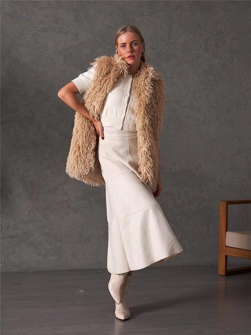 120553 Kolsuz Kürk Yelek