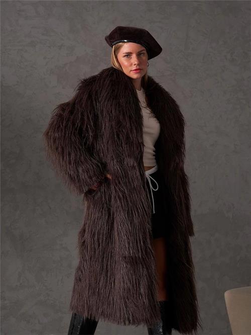 170456 Şal Yakalı Uzun Kürk