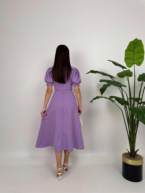 2111 BEBE YAKA KUŞAKLI MİDİ ELBİSE