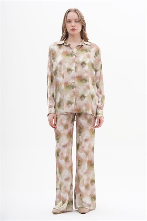 220274 BATIK PRINT BUTTON UP SHIRT WITH FLARED PANTS