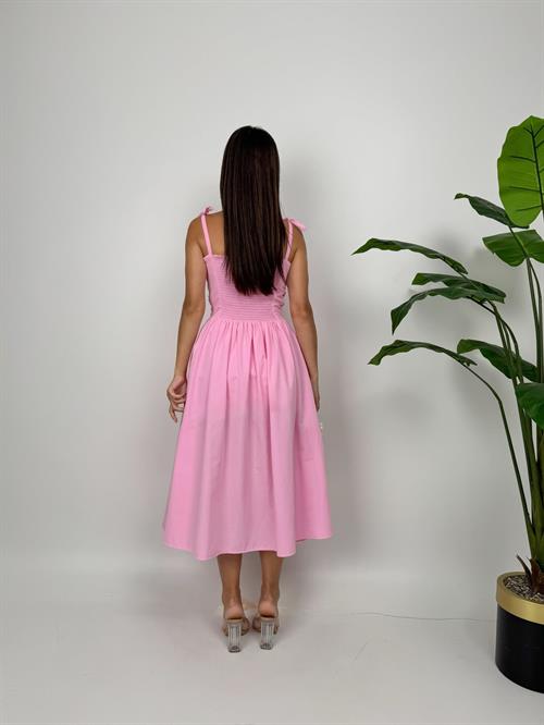 3045 ASKILI GÖĞÜS FİYONKLU ELBİSE