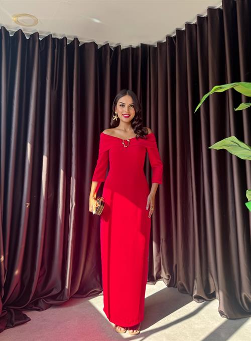 3061 AKSESURALI KAYIK YAKA ELBİSE