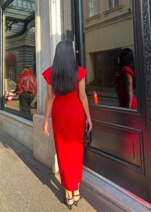 3067 FİYONKLU DÜĞMELİ ELBİSE