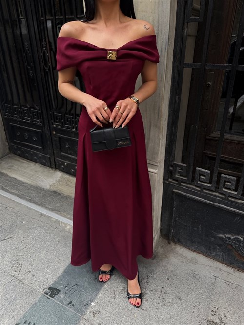 Wholesale Off-Shoulder Maxi Dress