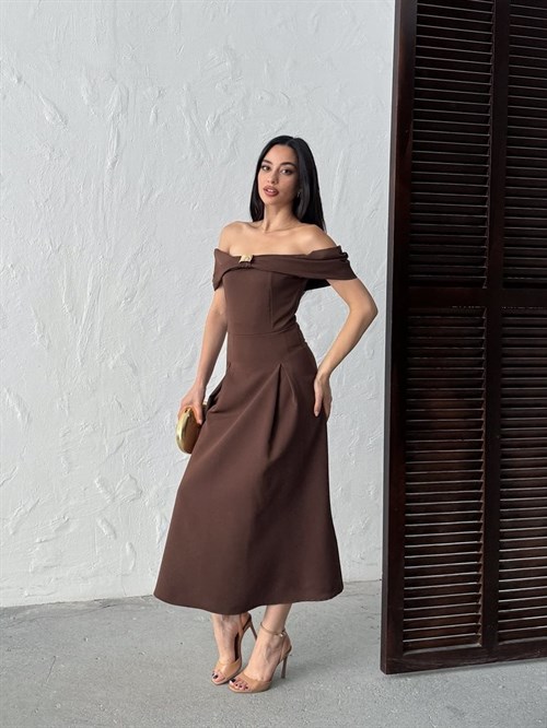 Wholesale Off-Shoulder Maxi Dress