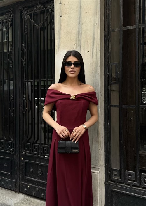 Wholesale Off-Shoulder Maxi Dress