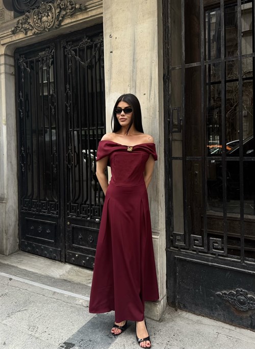 Wholesale Off-Shoulder Maxi Dress