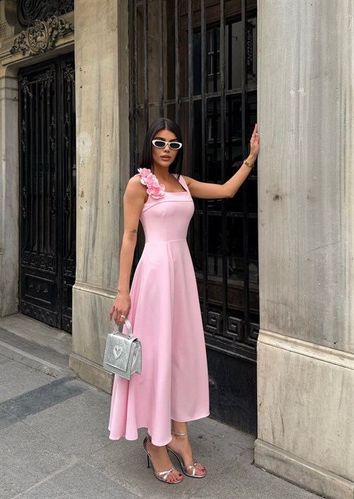 3124 KEMERLİ ELBİSE