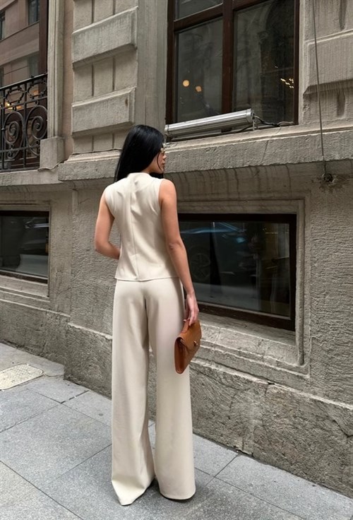 Wholesale Buttoned Vest and Palazzo Pants Suit