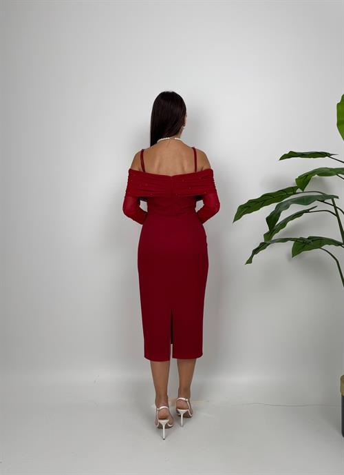 4017 OMUZ TÜLLÜ ASKI İNCİ DETAYLI ELBİSE