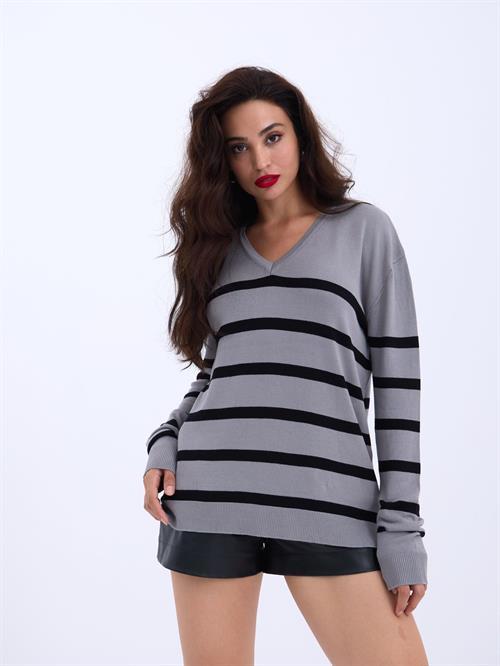 Wholesale V-Neck Striped Basic Loose SWeater - Gray-Black