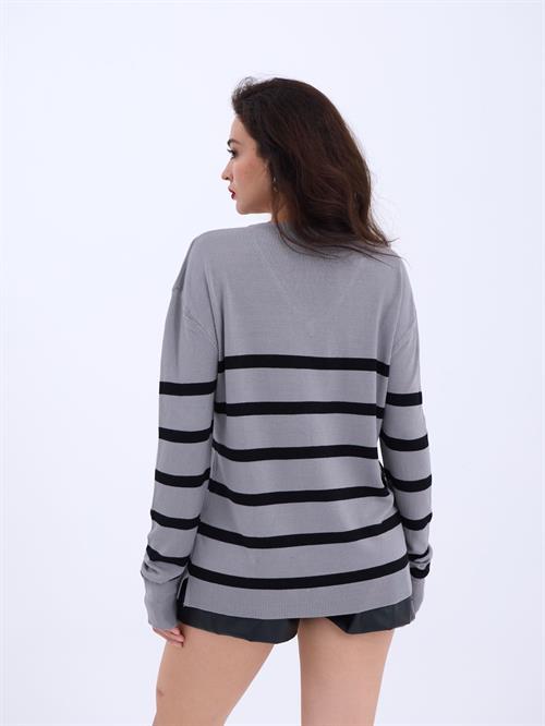 Wholesale V-Neck Striped Basic Loose SWeater - Gray-Black