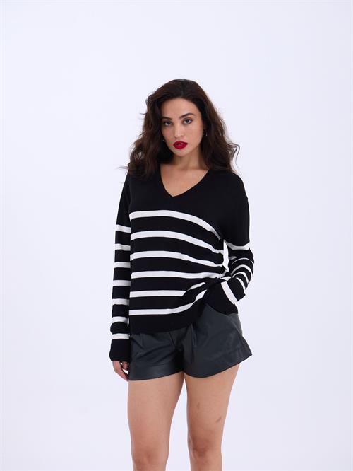Wholesale V-Neck Striped Basic Loose SWeater - Black-Cream