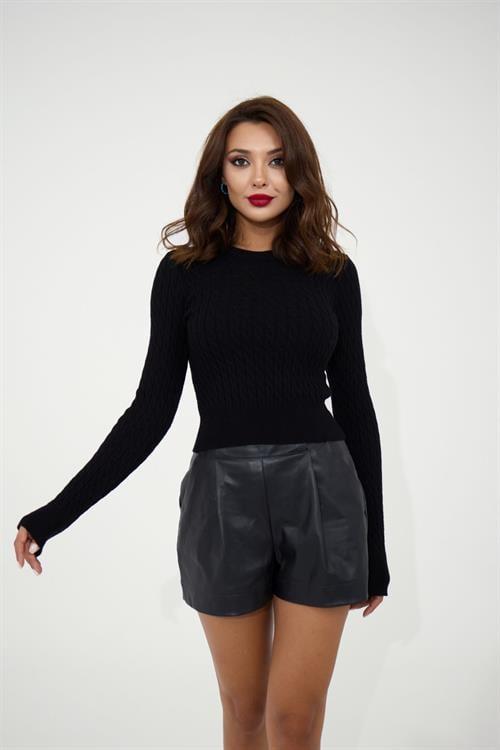 Knit Cable Sweater - Black