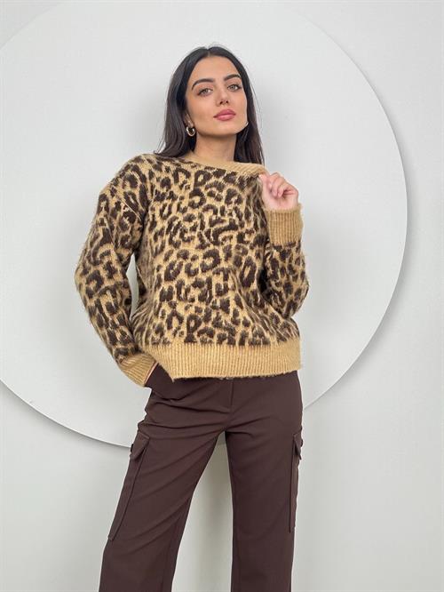 Wholesale Leopard Print Sweater
