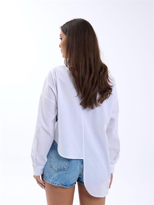Wholesale Women White Shirts with Blue Pockets