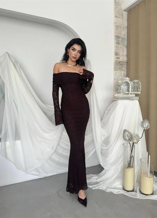 Arya Strapless Lace Dress