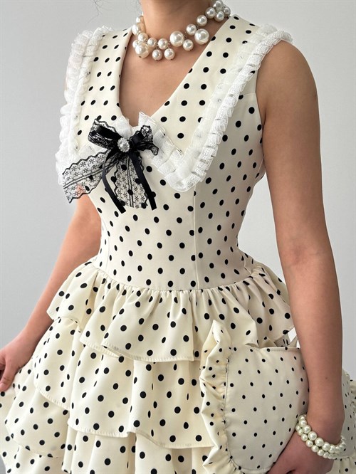 Asel Brooch Detail Dress