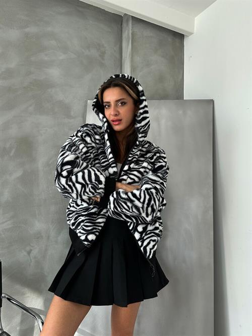 Bakili Plush Wholesale Coat - Black Zebra